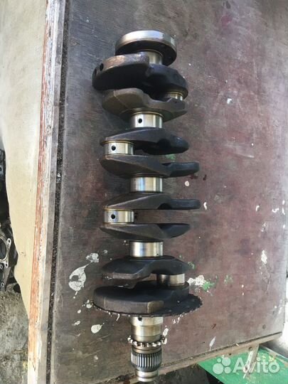 Коленвал Лансер 10 1.6