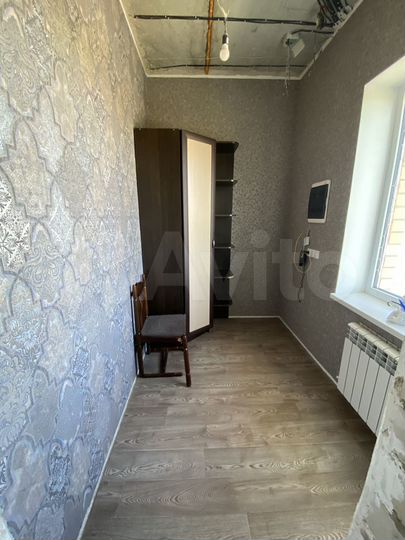 Коттедж 196,8 м² на участке 7 сот.