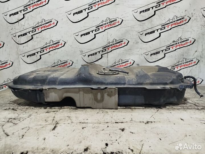 Бензобак toyota avensis verso ipsum noah voxy 1AZ-FE 1AZ-FSE 2AZ-FE 3ZR-FAE 3ZR-FE ACM20 ACM21W AZR6