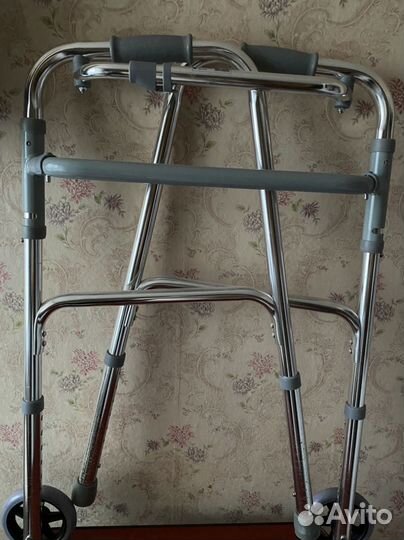 Ходунки для взрослых