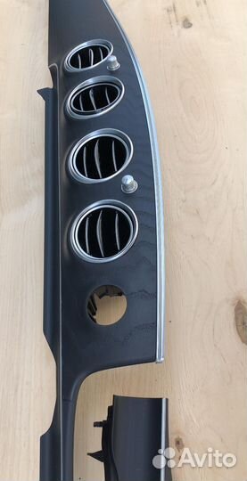 Накладка панели приборов Mercedes W213 рест