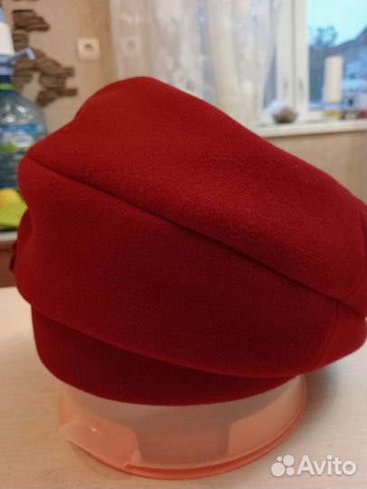 Берет новый женский