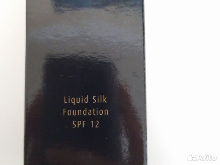 Тональная основа oriflame