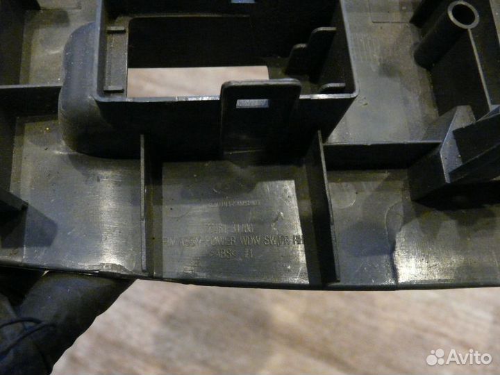 Накладка Nissan Almera Classic 7746131700