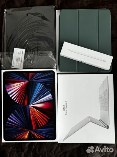 iPad pro 12.9 2022 + pencil 2gen + magic Keyboard