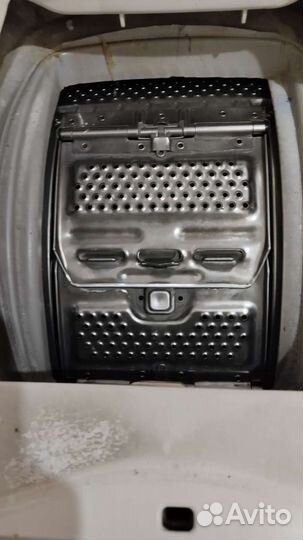 Стиральная машина с вертикальной загрузкой