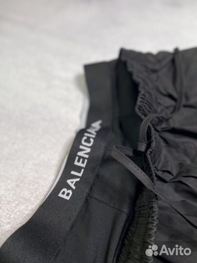 Balenciaga шорты hybrid boxer на руках