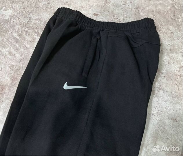 Спортивные костюмы Nike
