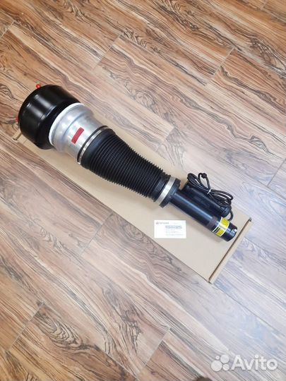 Пневмостойка Mercedes S-class W221 Airmatic