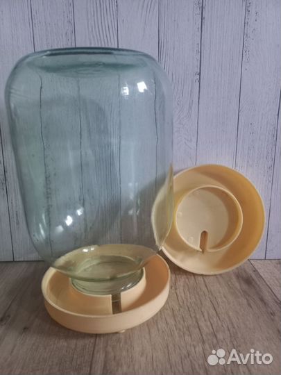 Кормушки, поилки