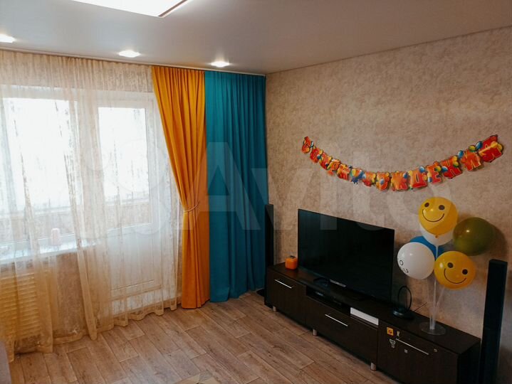 3-к. квартира, 67 м², 3/10 эт.