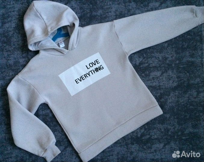 Толстовка на девочку с капюшоном 134