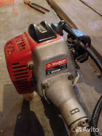 Триммер бензиновый зубр