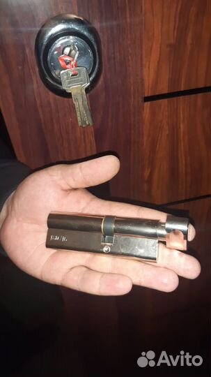 Вскрытие замков дверей. Аварийное вскрытие