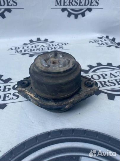 Подушка двигателя Mercedes Benz w164