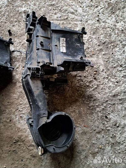 Корпус печки на Mercedes W203