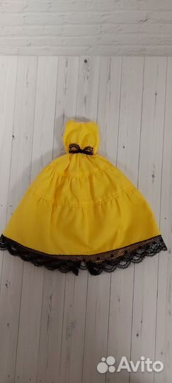 Лот платьев на Барби