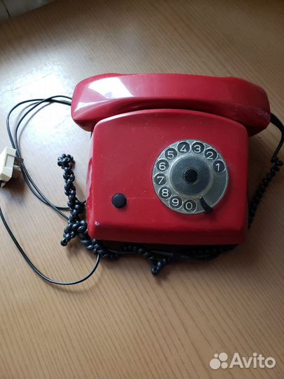 Стационарный телефон ретро