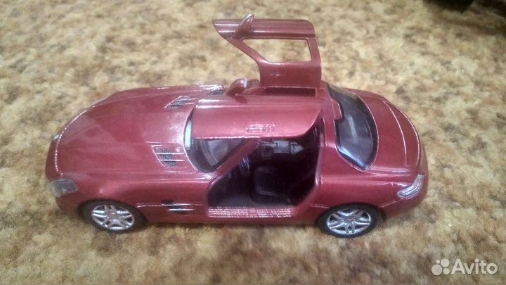 Модель Mercedes-Benz AMG SLS