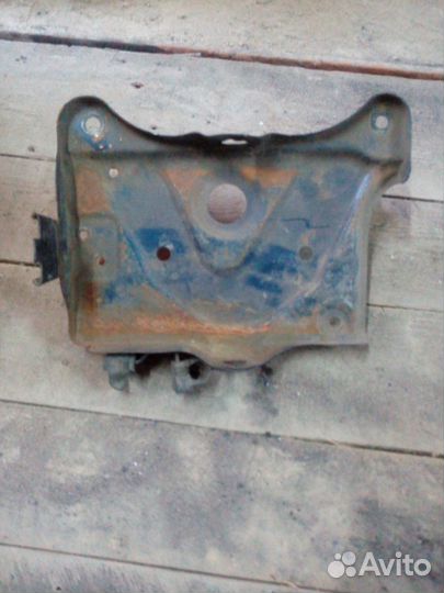 Продам крепление для аккумулятора