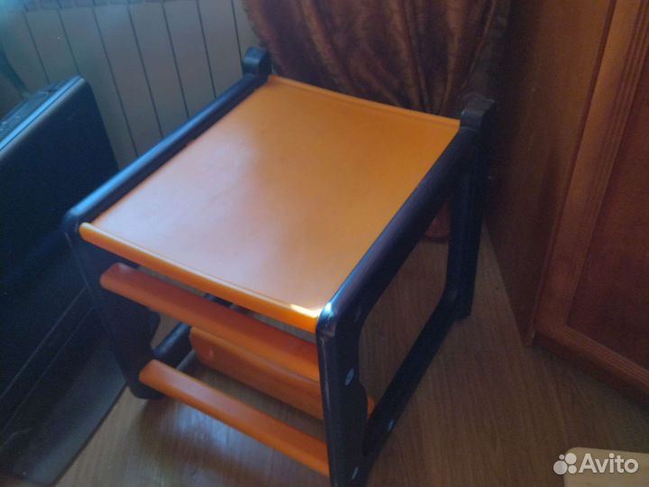 Детский столик и стульчик