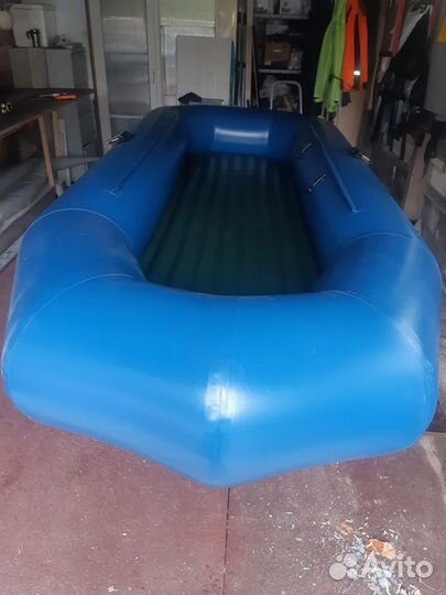 Надувная лодка