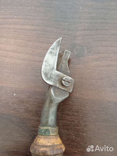 Старинный нож для консервных банок 20 век