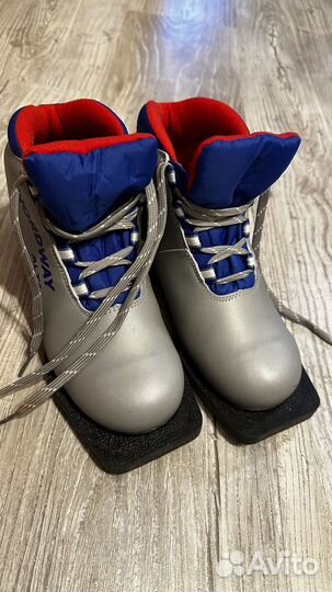 Лыжные ботинки nordway 35