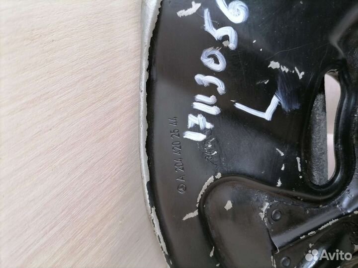 Кулак поворотный Mercedes W207