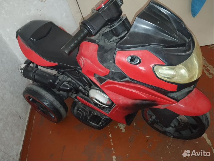 Детский электромобиль бу