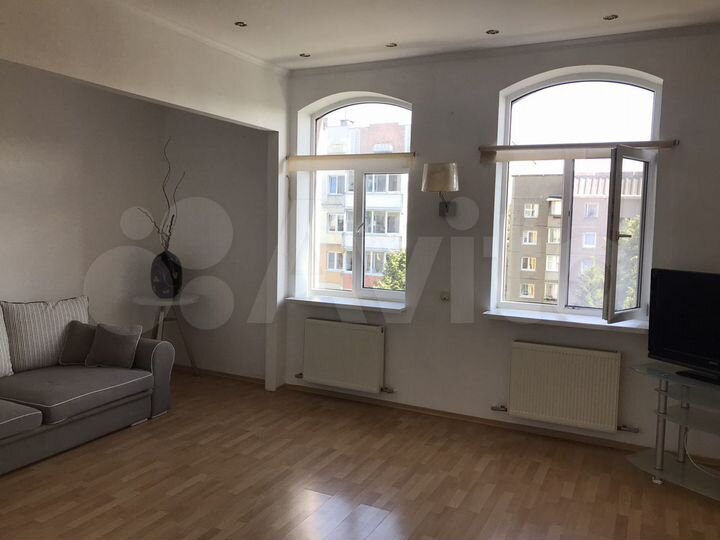 2-к. квартира, 85 м², 3/5 эт.