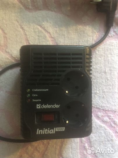 Стабилизатор напряжения defender initial 1000