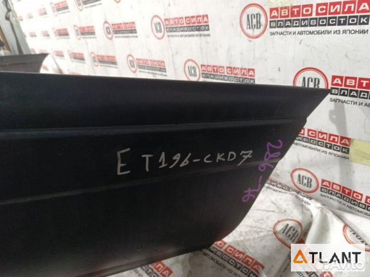 Бампер задний toyota caldina