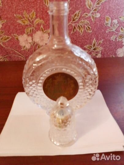 Графин хрустальный