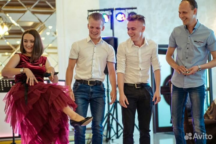 Ведущий Лиля и Айнур Валеевы