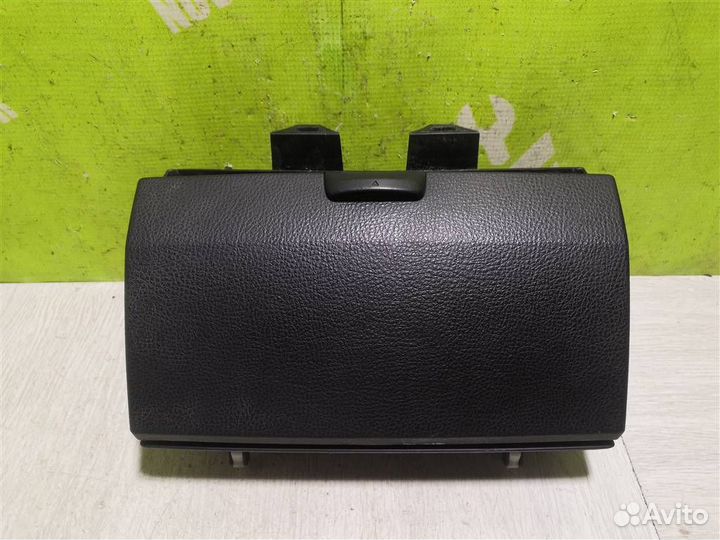 Бардачок Мазда 6