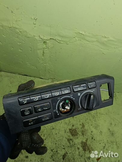Блок климата Toyota vista sv32