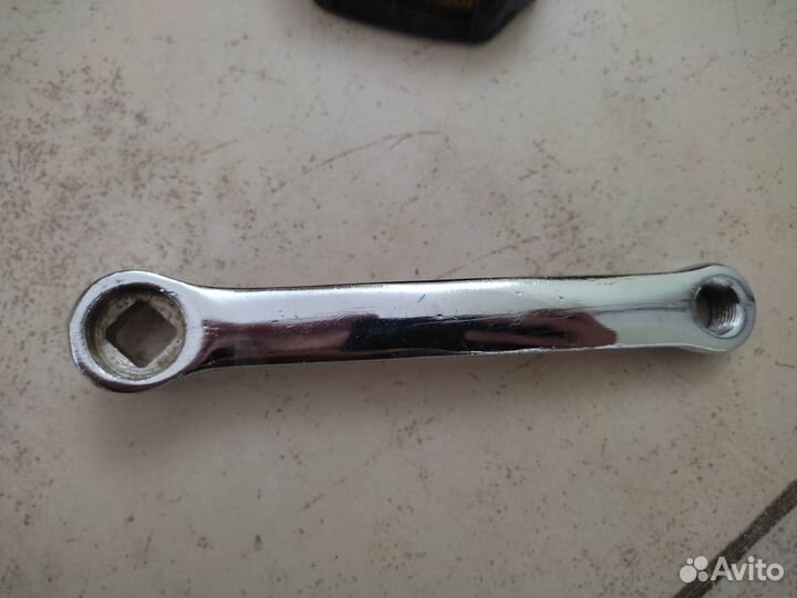 Рулевая стойка, педали для велосипеда