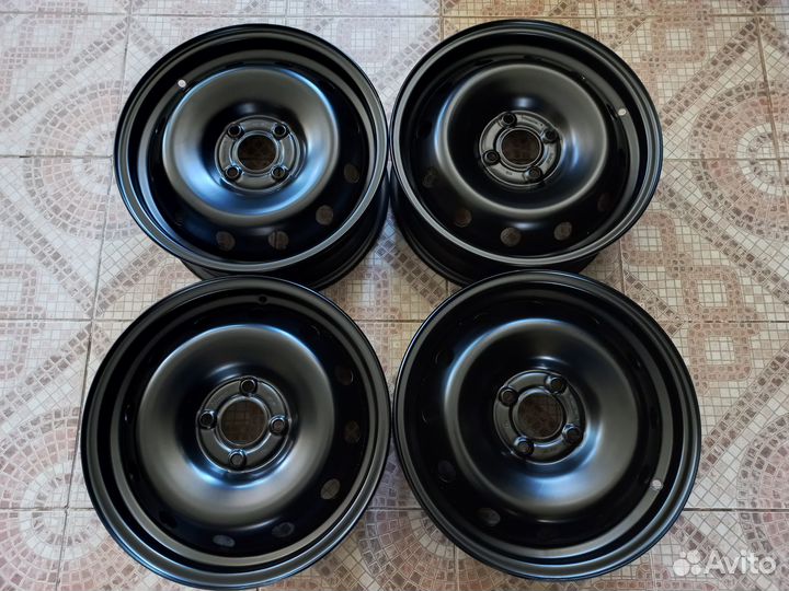 Новые оригинальные диски 4*100 R15 Largus, Vesta