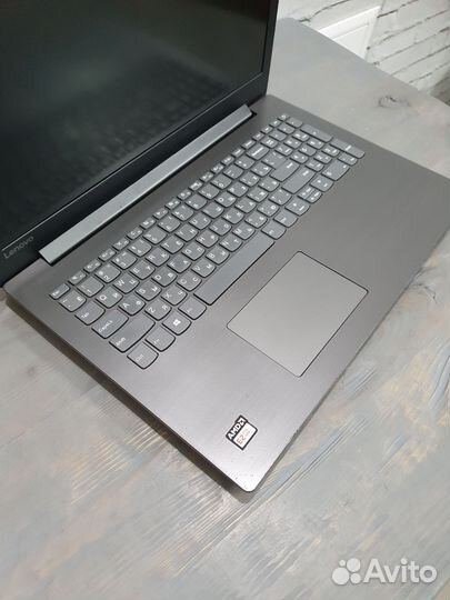 Ноутбук Lenovo IdeaPad 330-15AST 15.6