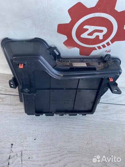 Lexus RX4 Накладка декоративная