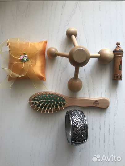 Массажер,расческа,кошелек, косметички и др