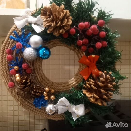 Новогодний венок на дверь