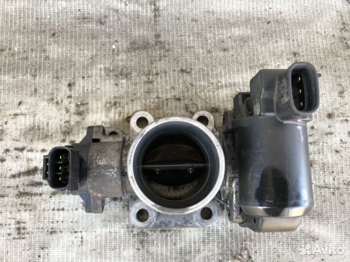 Дроссельная заслонка 1.4 дизель Тойота Ярис 1ND