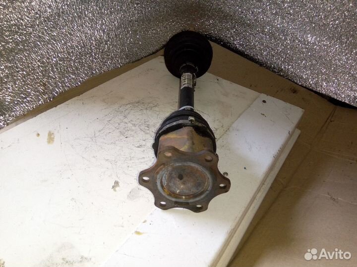 Полуось левая VW touran (2003-2010)