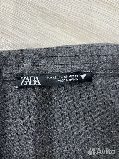 Костюм пиджак и юбка zara