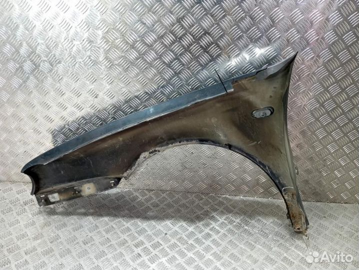 Крыло переднее правое для Volkswagen Golf 4