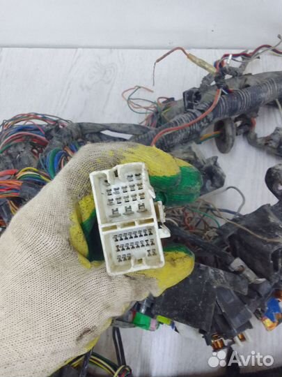 Проводка подкапотная двигателя Kia RIO 2