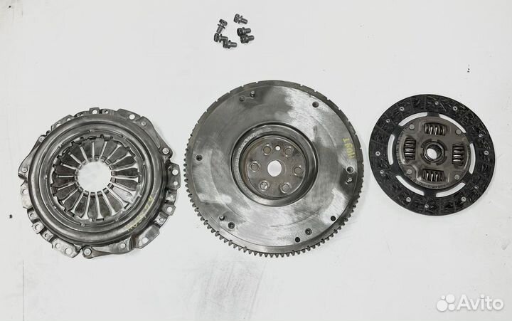 Сцепление Nissan Note 1.4