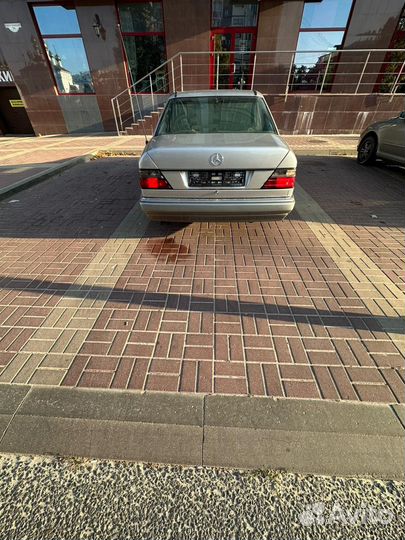 Mercedes-Benz E-класс 5.0 AT, 1994, 142 000 км